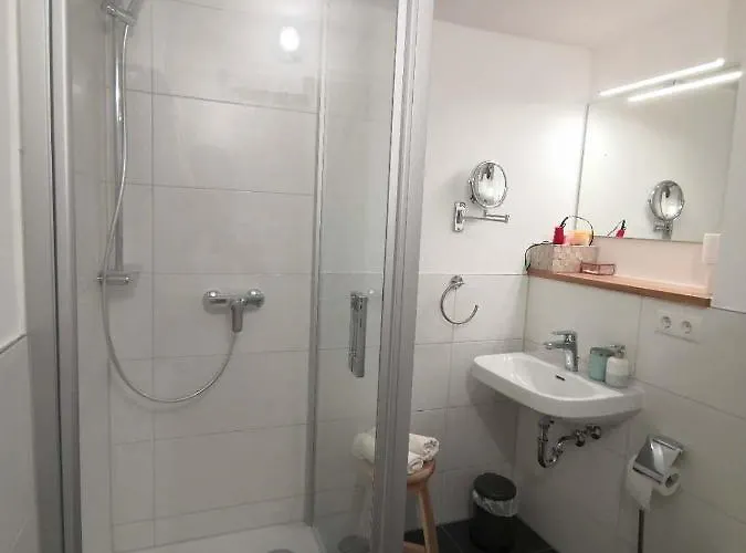 Q - Kleine Stadthotel شقة فندقية دينغولفينغ